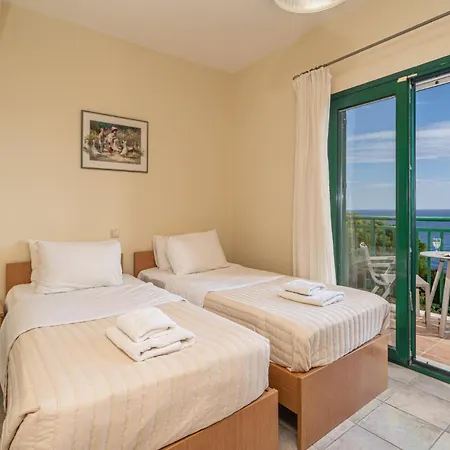 Niki With Swimming Pool فيلة *